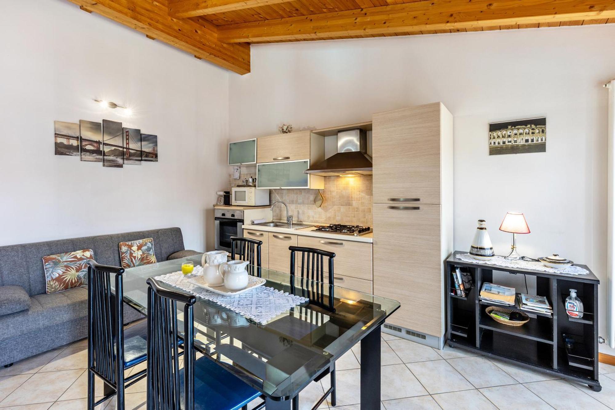 Residence La Corte Near Gardaland Castelnuovo del Garda Dış mekan fotoğraf